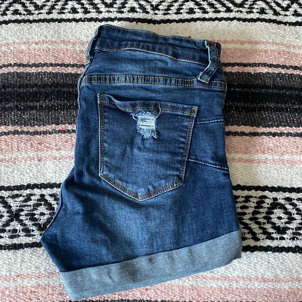 dark wash shorts ripped